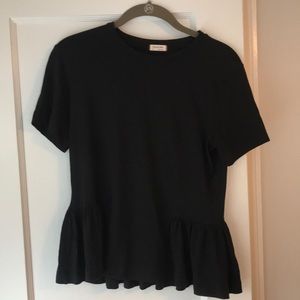 Aritzia t shirt